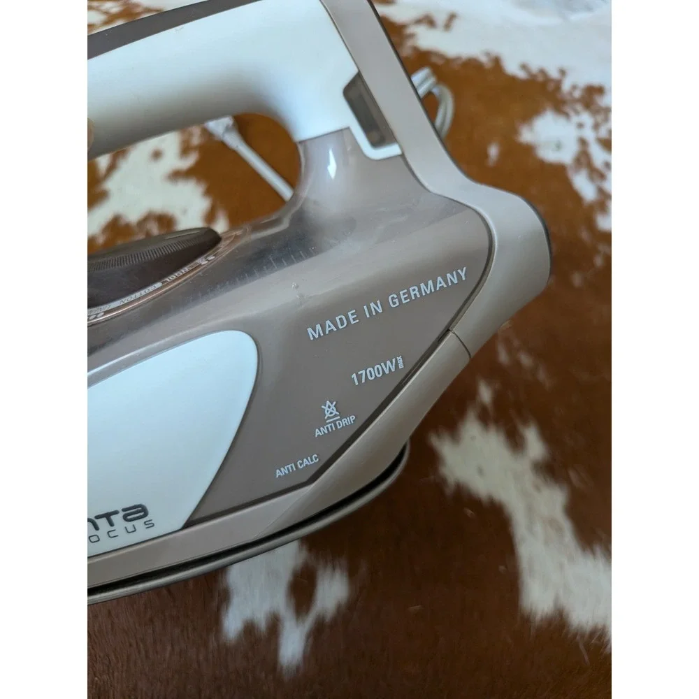 Rowenta Focus DW5080 1700W Electric Steam Iron Made In Germany